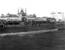 Ocean Park Bath House 1923